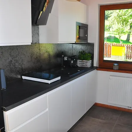 Ul. Droga Do Wodospadu 3 *