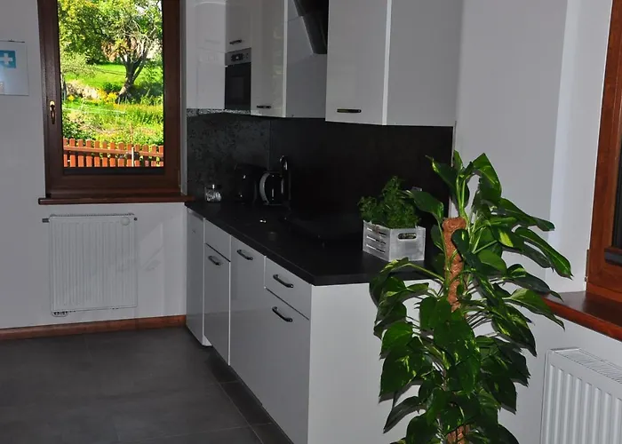 Ul. Droga Do Wodospadu 3 * Przesieka