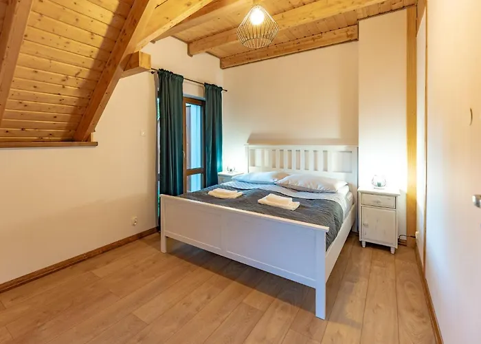 Ul. Droga Do Wodospadu 3 *